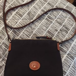 Dooney & Bourke